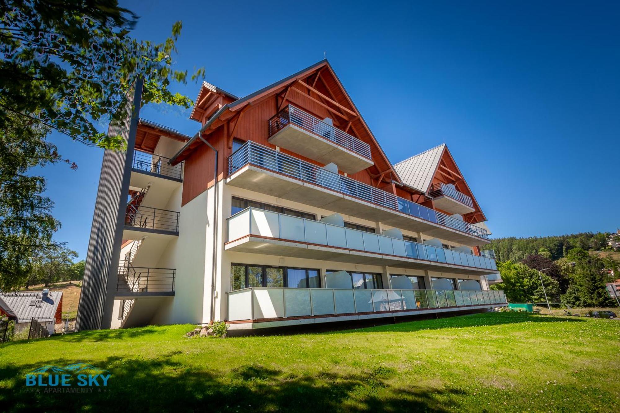 Apartamenty Bluesky: Mountain View Retreat Near Trails Karpacz Room photo